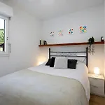 Avec Jardin, Piscine, Parking, Wifi, Proche Plage-beach-playa Apartment Hendaye