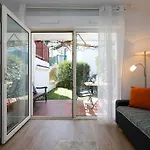 Apartment Avec Jardin, Piscine, Parking, Wifi, Proche Plage-beach-playa Hendaye